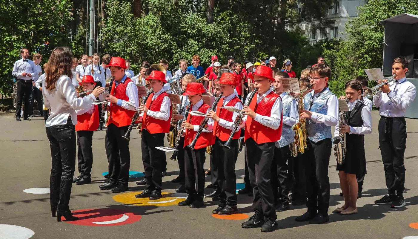 125 нижегородских школьников научатся технике марширующего оркестра на  трехнедельном интенсиве - региональный центр ВЕГА