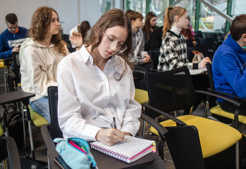 Олимпиадное обществознание 8-9 класс