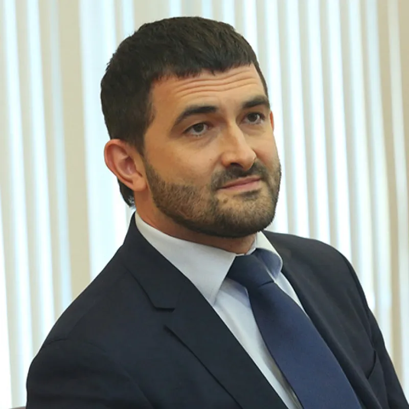 Измайлов Равиль Камильевич