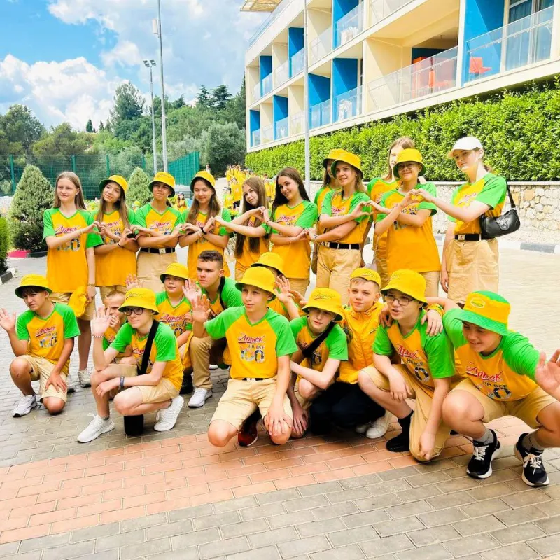 10 школьников Нижегородской области в «Артеке»!