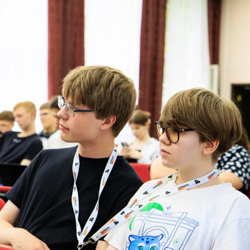 НЕЙМАРК х YADRO: лето возможностей для будущих ИТ-специалистов!