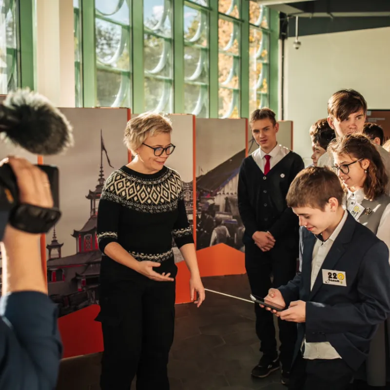 «Школьная передвижка»