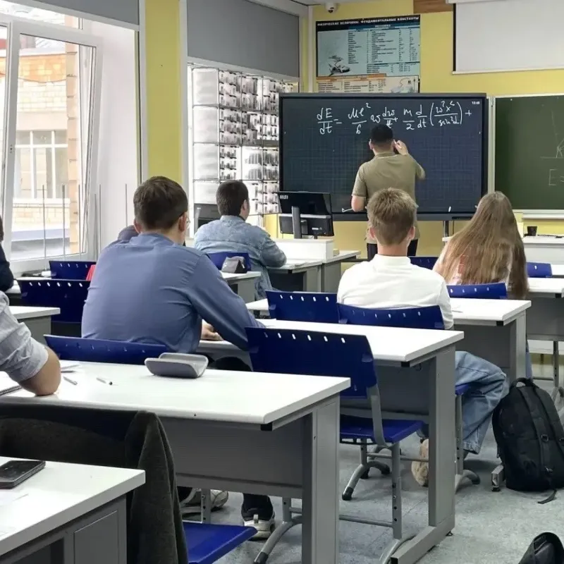Первый день «Олимпиадного лета»: физика в деле!